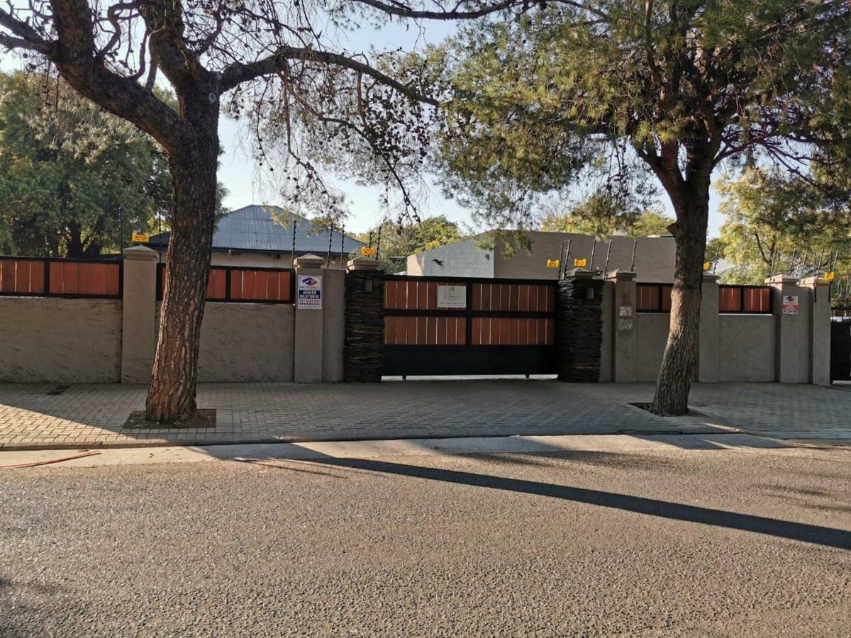 Guest Suites On Connor Bloemfontein Exterior foto